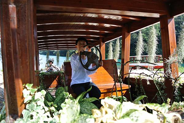 2011日月潭親子遊-騎腳踏車+月牙灣划船 Pic Pimg Tw Hsuehci314 1326725346 937760501 N Jpg