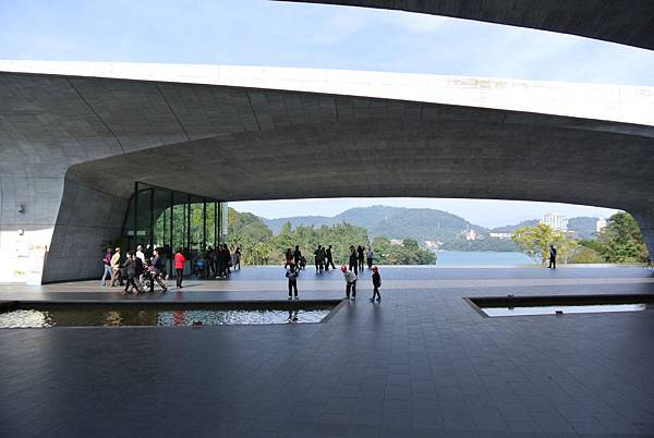 2011日月潭親子遊-騎腳踏車+月牙灣划船 Pic Pimg Tw Hsuehci314 1326725359 1874578049 N Jpg