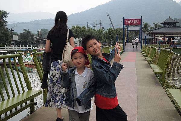 親子小旅行-桃米賞螢-牛耳木雕-木生博物館 Pic Pimg Tw Hsuehci314 1329146431 1377702160 N Jpg