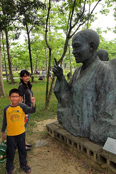 親子小旅行-桃米賞螢-牛耳木雕-木生博物館 Pic Pimg Tw Hsuehci314 1329146610 2952584572 N Jpg