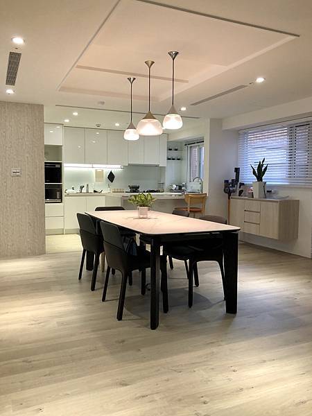 25年樓中樓老屋整修成北歐風現代房開箱 Pic Pimg Tw Hsuehci314 1633780779 3945467249 G N Jpg