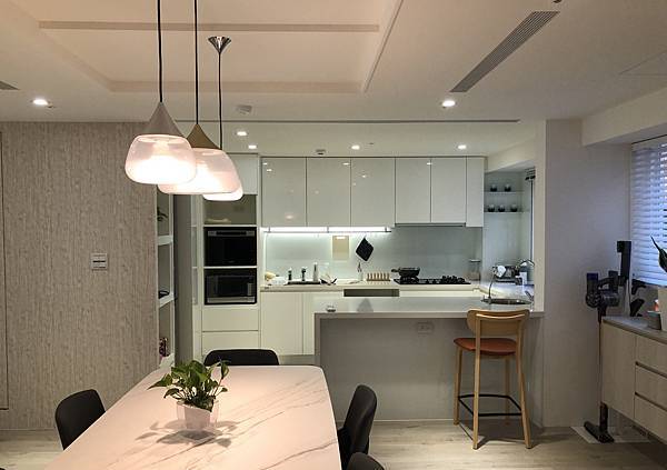 25年樓中樓老屋整修成北歐風現代房開箱 Pic Pimg Tw Hsuehci314 1633780780 1840257923 G N Jpg