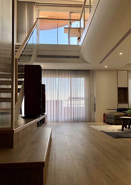 25年樓中樓老屋整修成北歐風現代房開箱 Pic Pimg Tw Hsuehci314 1633790716 3961352964 G N Jpg